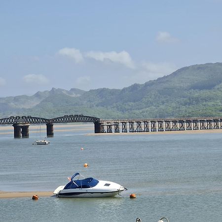 The Penthouse Ny Loft Apartment Barmouth Eksteriør billede