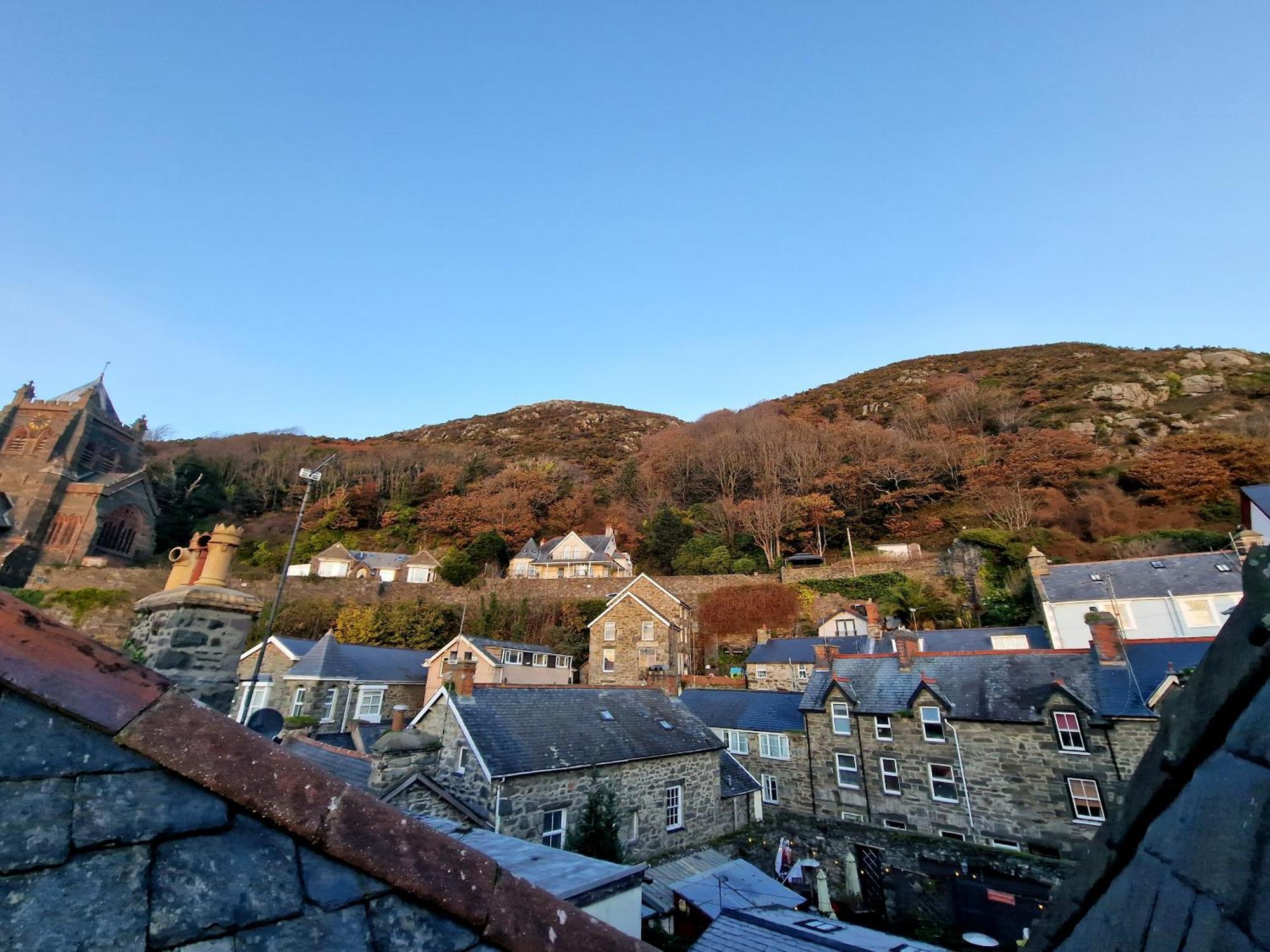The Penthouse Ny Loft Apartment Barmouth Eksteriør billede